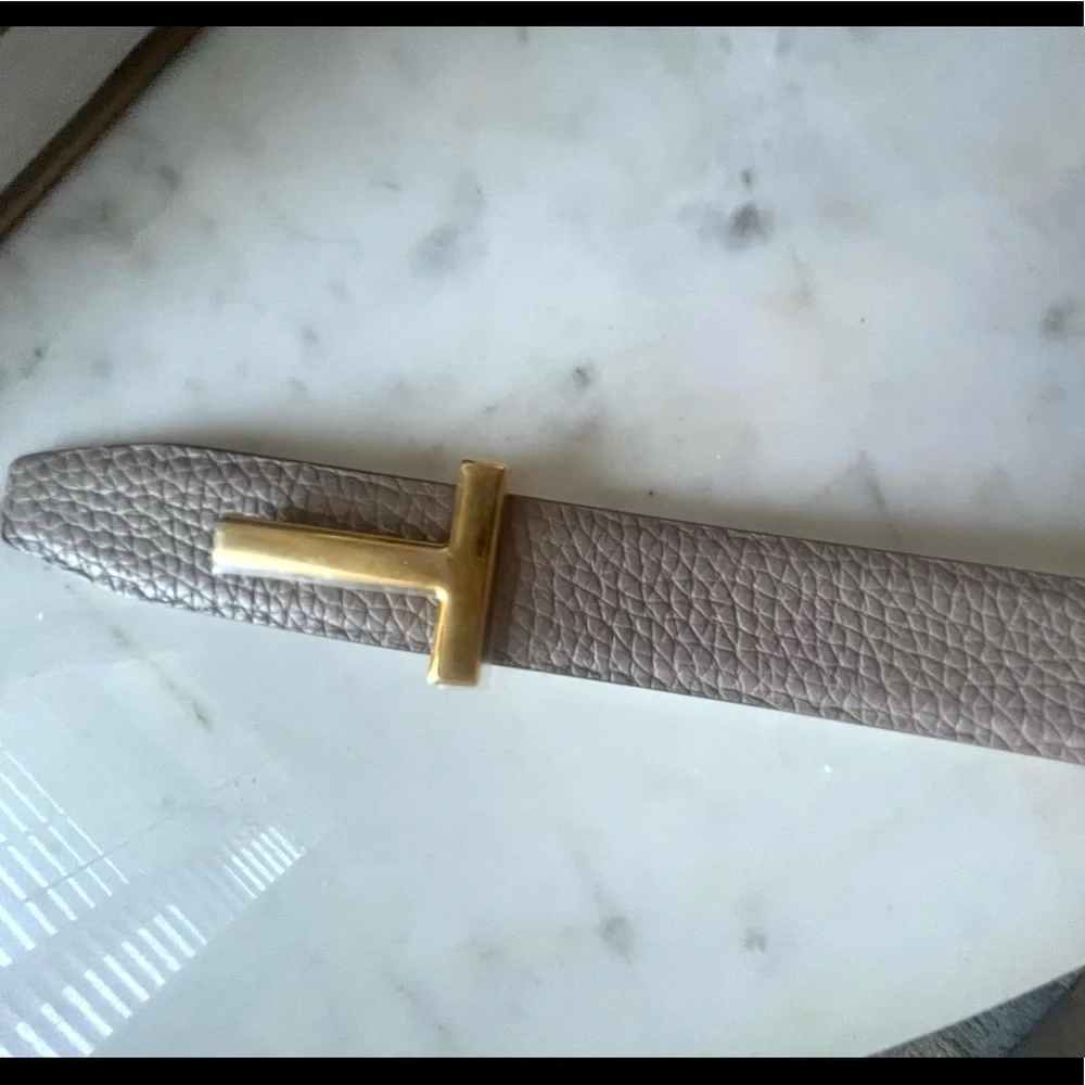 T-buckle leather belt - Picture 6 of 8